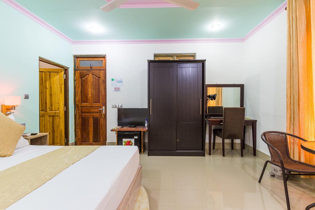 Castle Inn Bodufolhudhoo Eksteriør billede